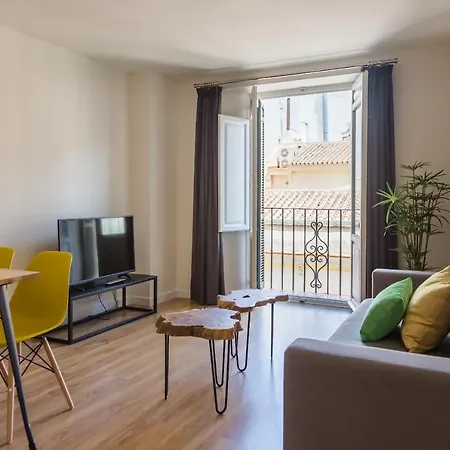 Urbe10 Plaza De La Merced 1 Bedroom Apartment *